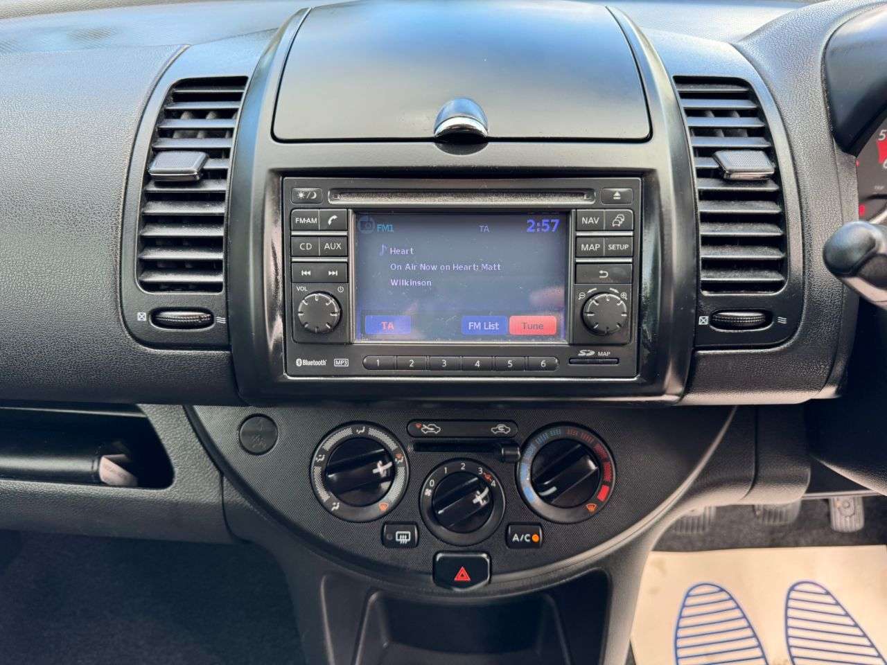 2010 NISSAN NOTE 2010 NISSAN NOTE