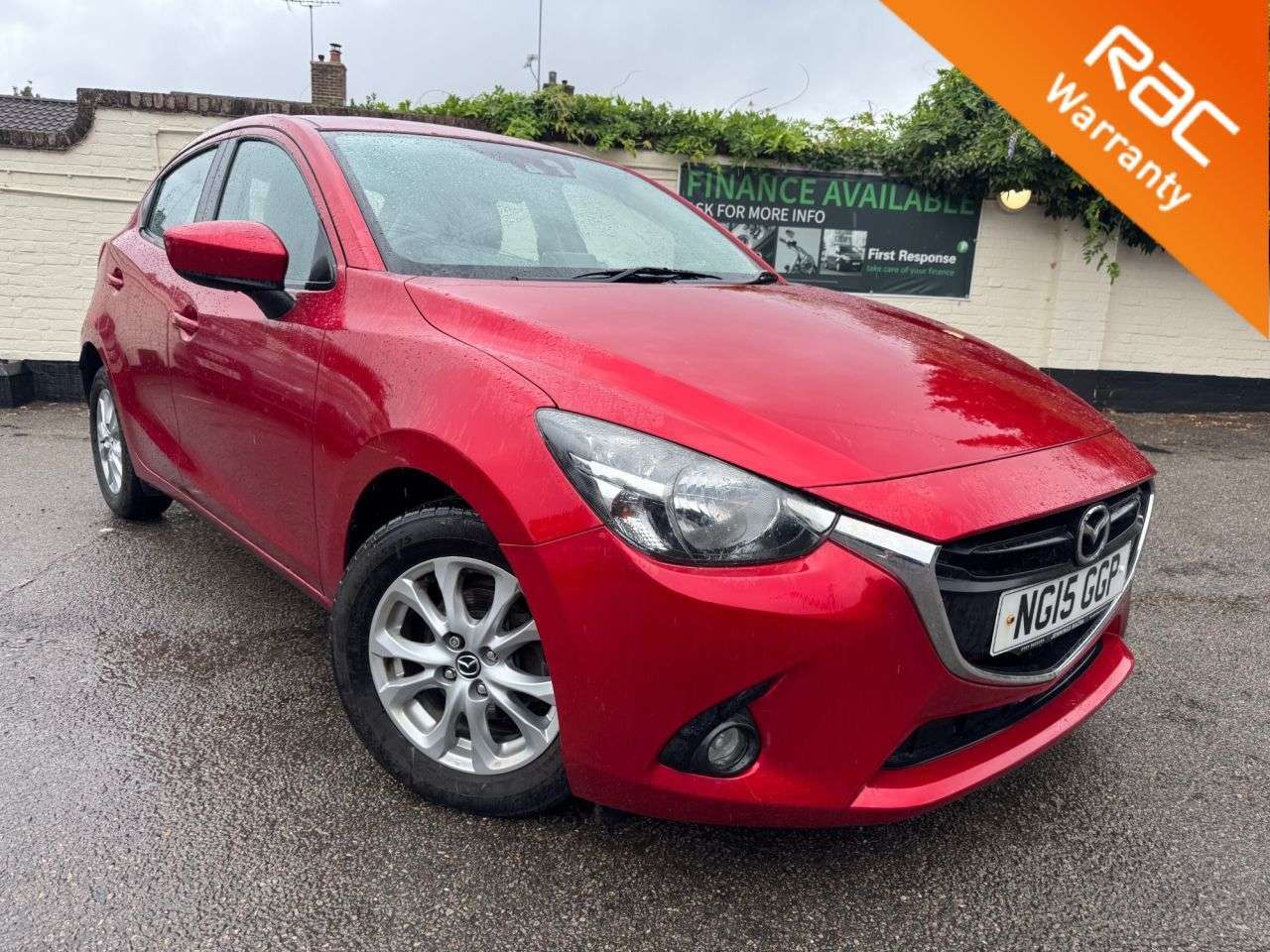 A 2015 MAZDA MAZDA2 1.5 SKYACTIV-G SE-L Hatchback 5dr Petrol Manual Euro 6 (s/s) (90 ps) 6 MONT A 2015 MAZDA MAZDA2 1.5 SKYACTIV-G SE-L Hatchback 5dr Petrol Manual Euro 6 (s/s) (90 ps) 6 MONT