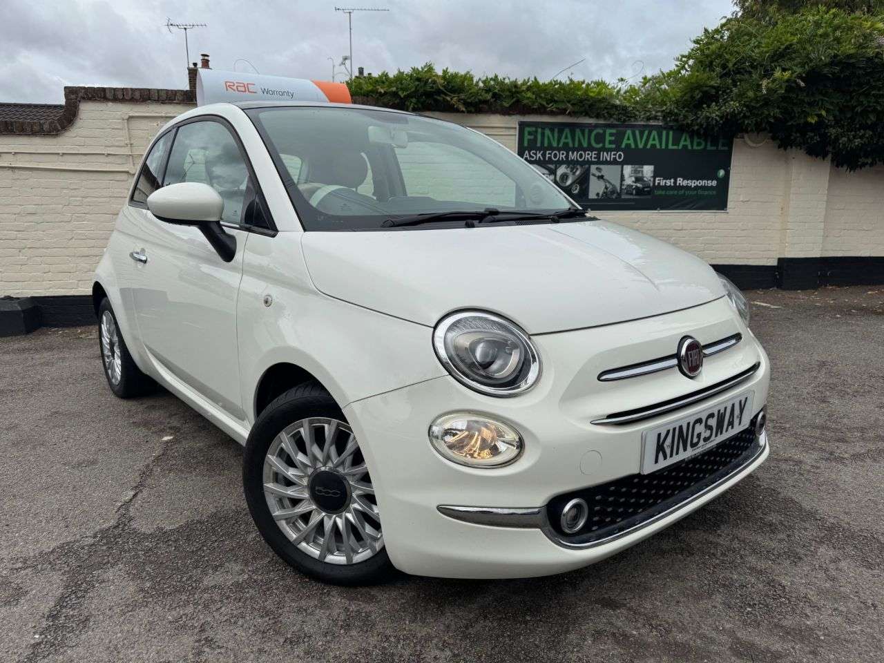 A 2017 FIAT 500 1.2 Lounge Hatchback 3dr Petrol Manual Euro 6 (s/s) (69 bhp) 6 MONTHS RAC W A 2017 FIAT 500 1.2 Lounge Hatchback 3dr Petrol Manual Euro 6 (s/s) (69 bhp) 6 MONTHS RAC W