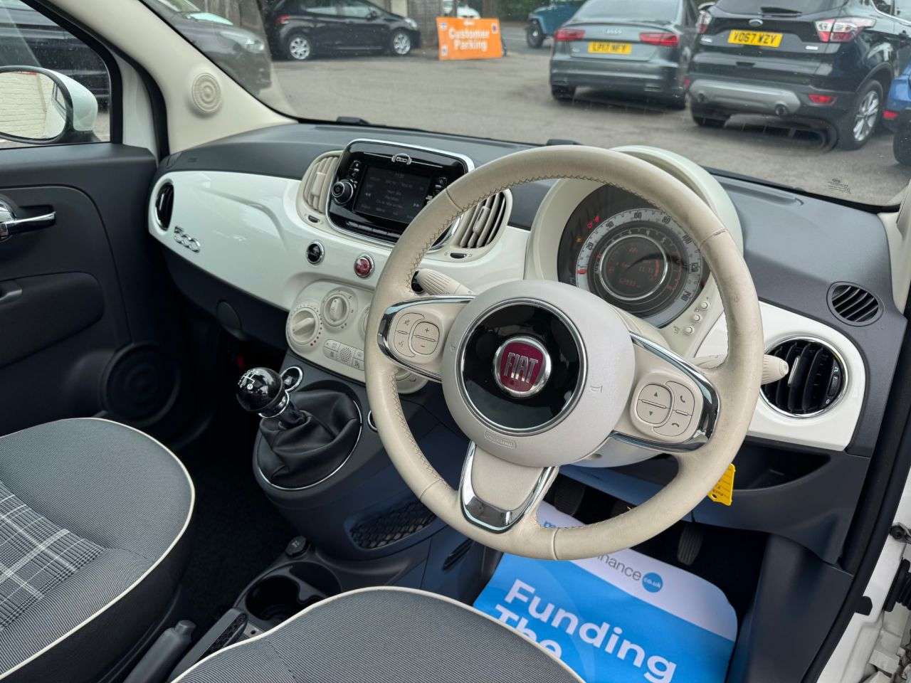 2017 FIAT 500 2017 FIAT 500