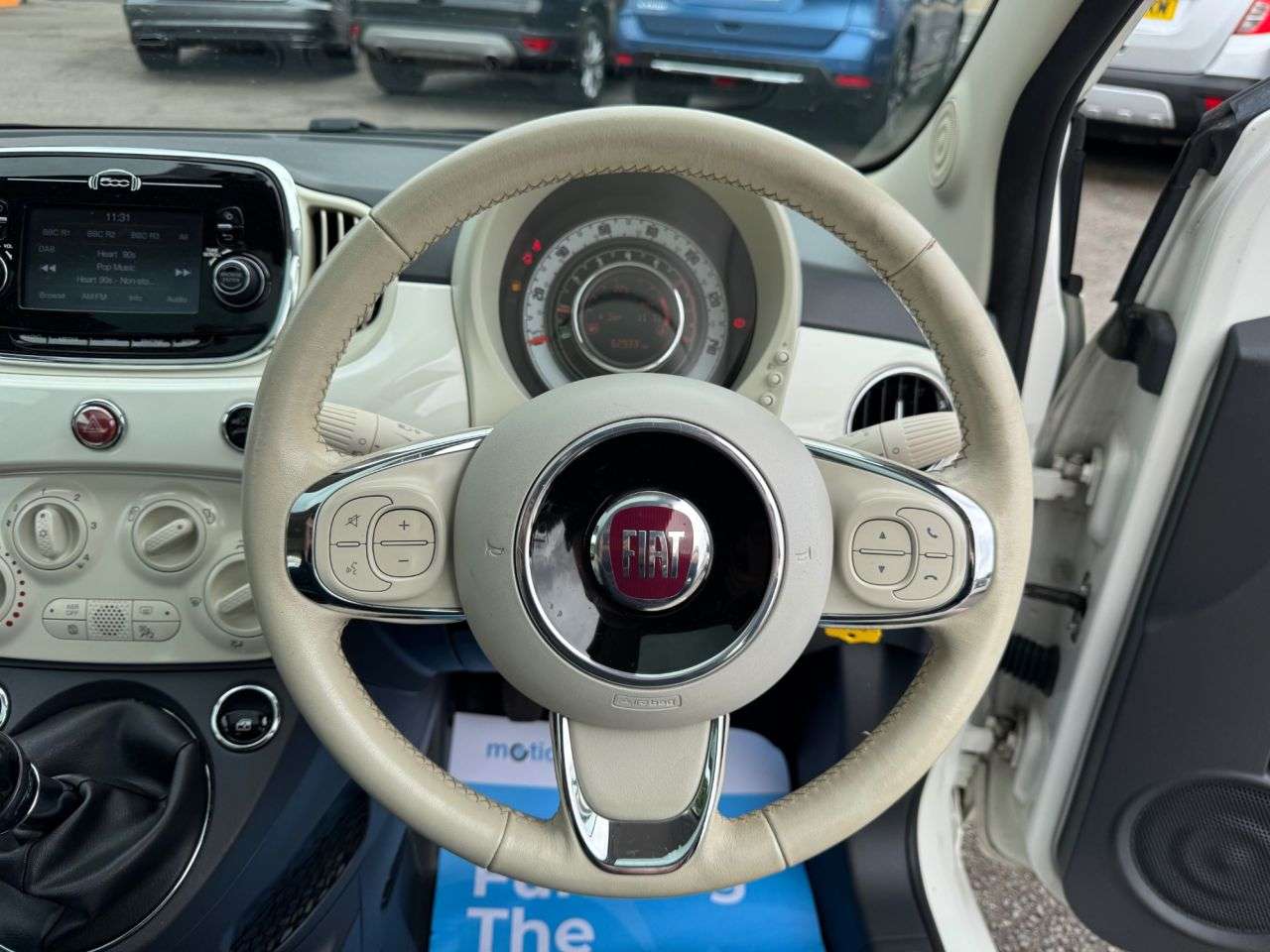 2017 FIAT 500 2017 FIAT 500