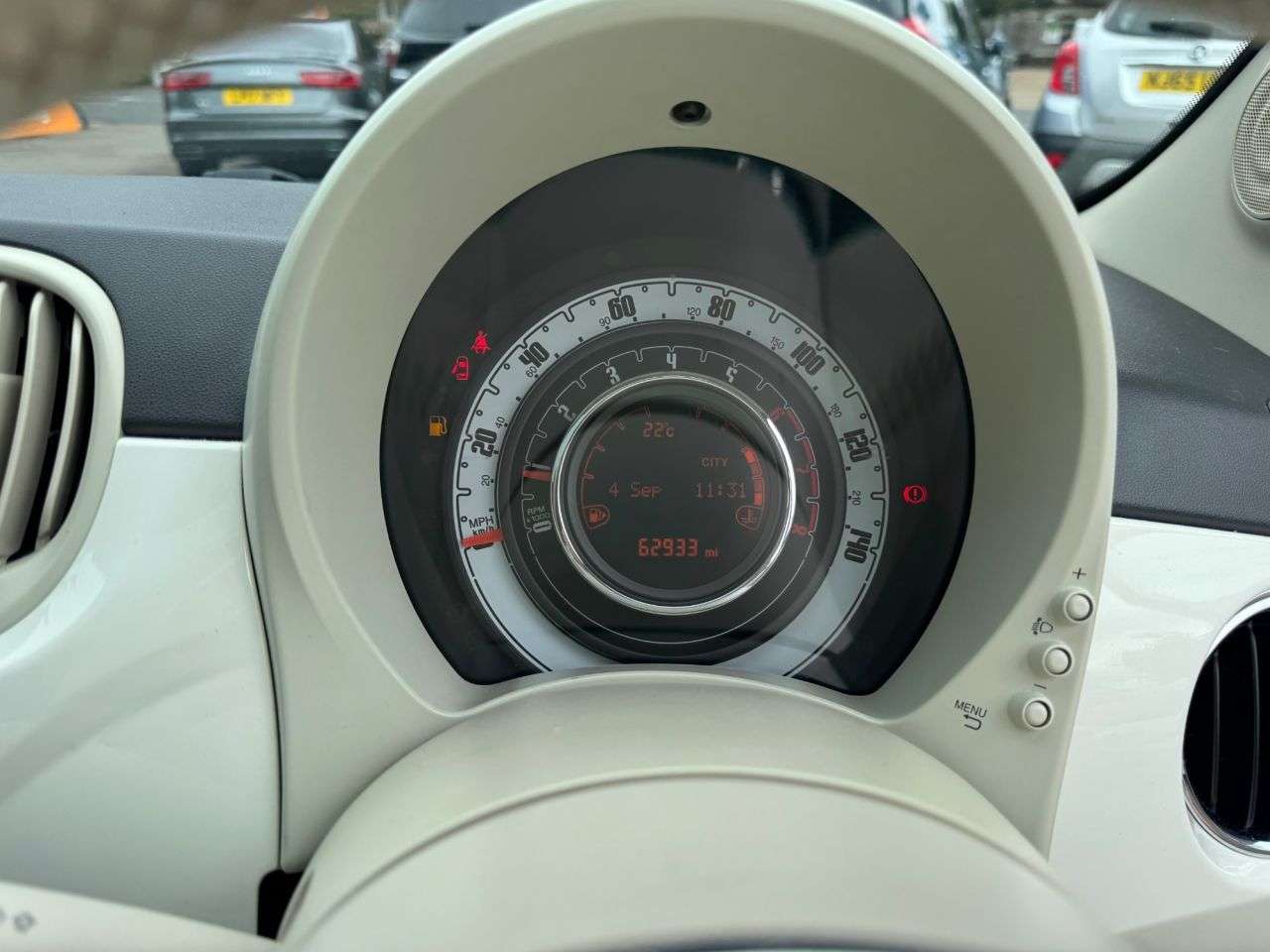 2017 FIAT 500 2017 FIAT 500