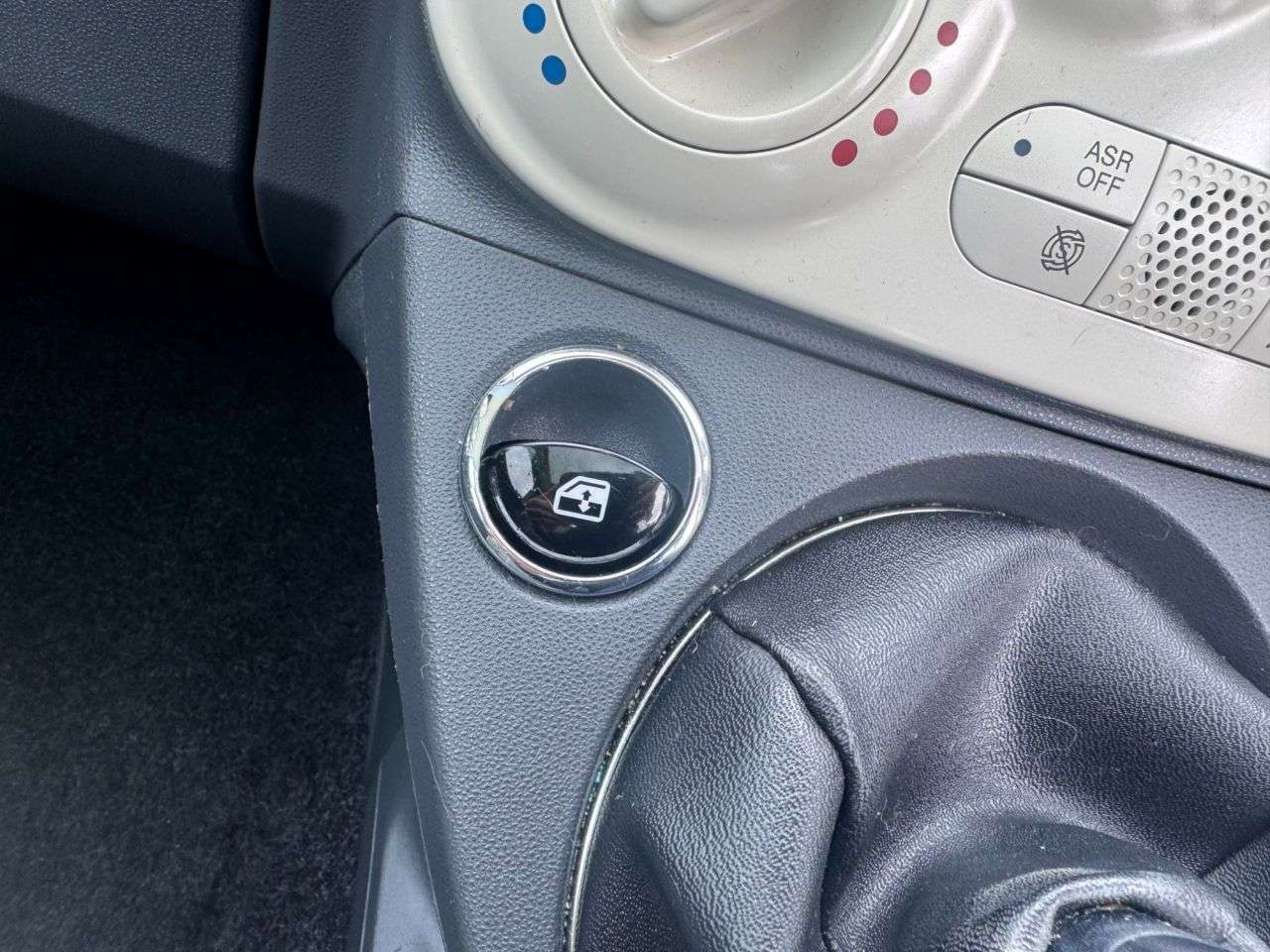 2017 FIAT 500 2017 FIAT 500