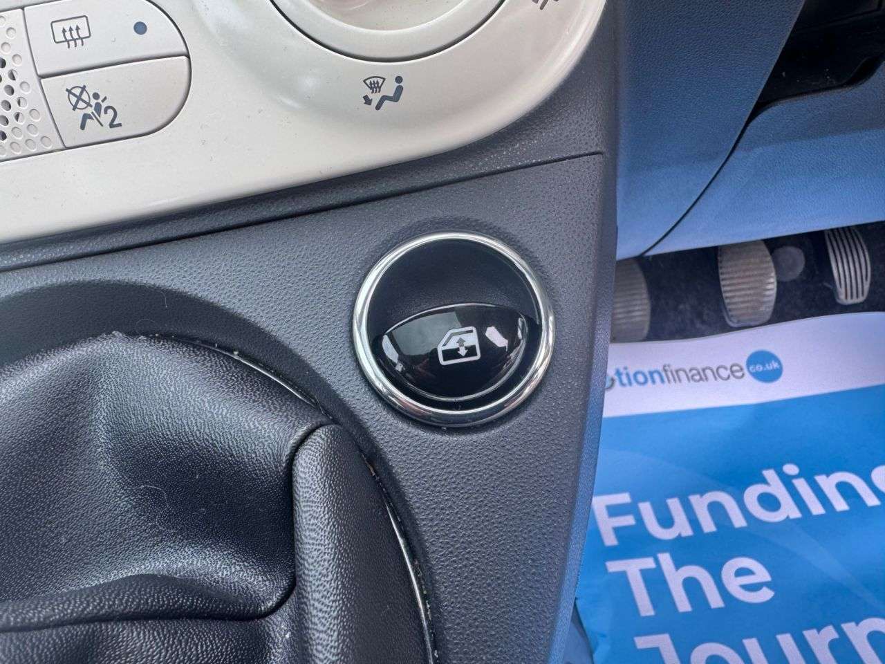 2017 FIAT 500 2017 FIAT 500