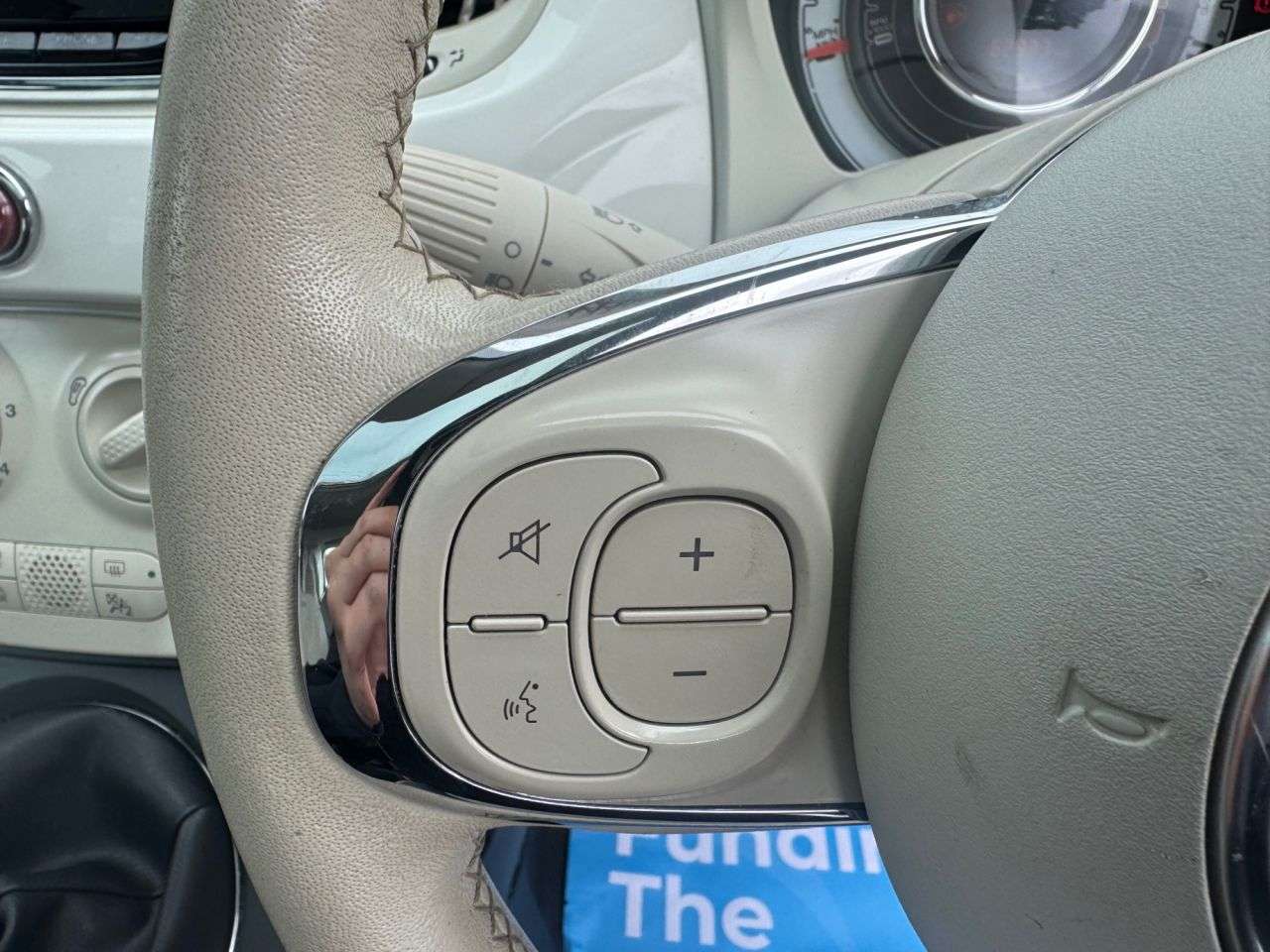2017 FIAT 500 2017 FIAT 500