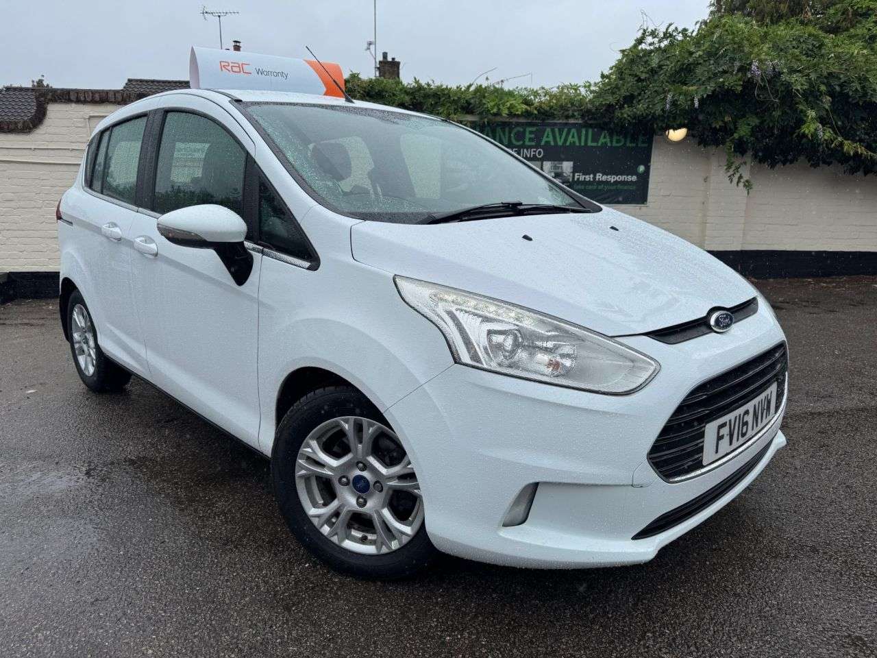 A 2016 FORD B-MAX 1.0T EcoBoost Zetec MPV 5dr Petrol Manual Euro 5 (100 ps) 6 MONTHS RAC WARR A 2016 FORD B-MAX 1.0T EcoBoost Zetec MPV 5dr Petrol Manual Euro 5 (100 ps) 6 MONTHS RAC WARR