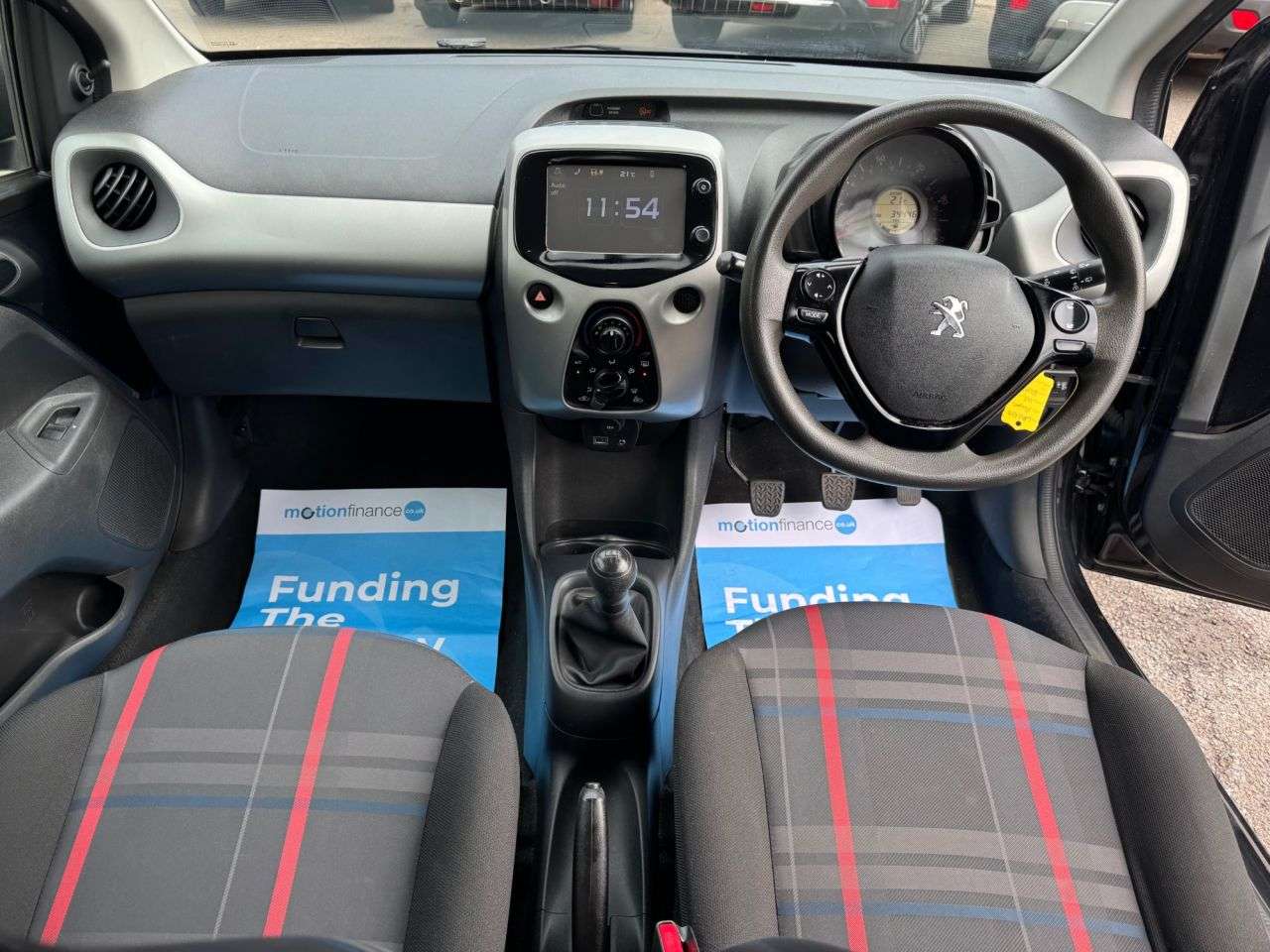 2015 PEUGEOT 108 2015 PEUGEOT 108