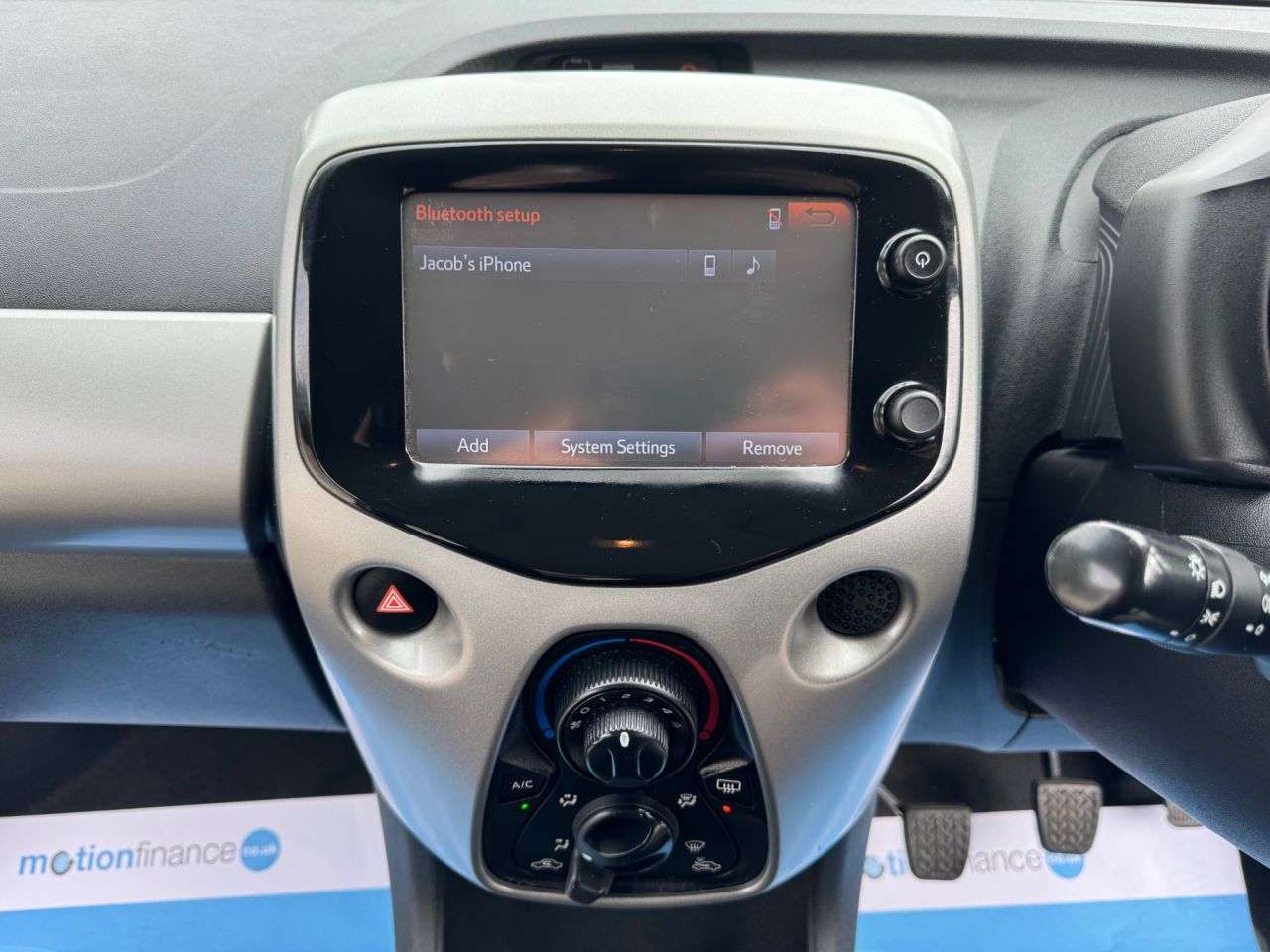 2015 PEUGEOT 108 2015 PEUGEOT 108