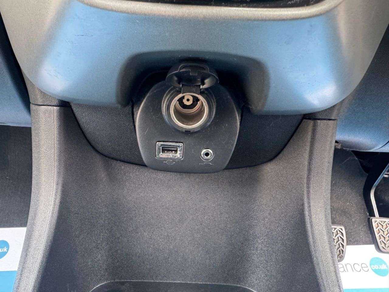 2015 PEUGEOT 108 2015 PEUGEOT 108