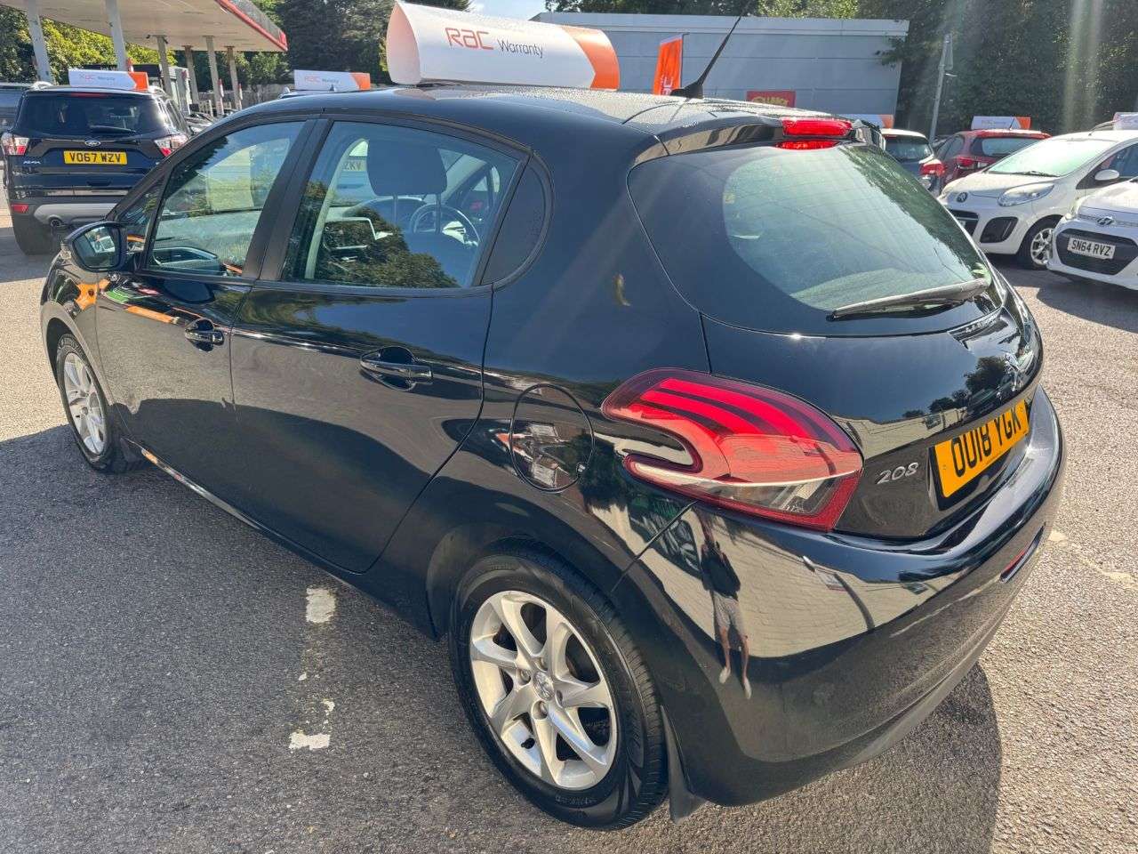 2018 PEUGEOT 208 2018 PEUGEOT 208