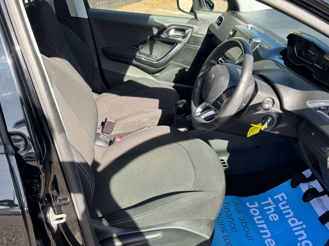 2018 PEUGEOT 208 2018 PEUGEOT 208