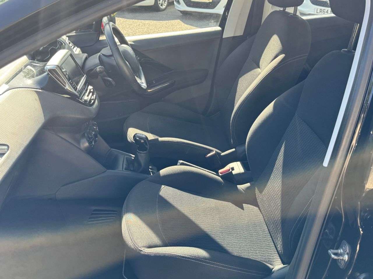 2018 PEUGEOT 208 2018 PEUGEOT 208
