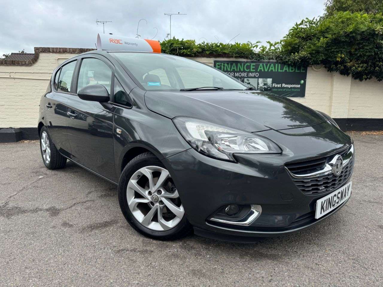 A 2017 VAUXHALL CORSA 1.4i ecoFLEX SRi Hatchback 5dr Petrol Manual Euro 6 (90 ps) A 2017 VAUXHALL CORSA 1.4i ecoFLEX SRi Hatchback 5dr Petrol Manual Euro 6 (90 ps)