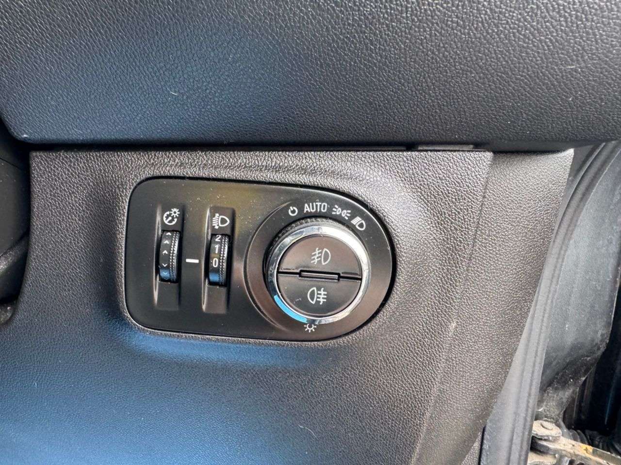 2017 VAUXHALL CORSA 2017 VAUXHALL CORSA