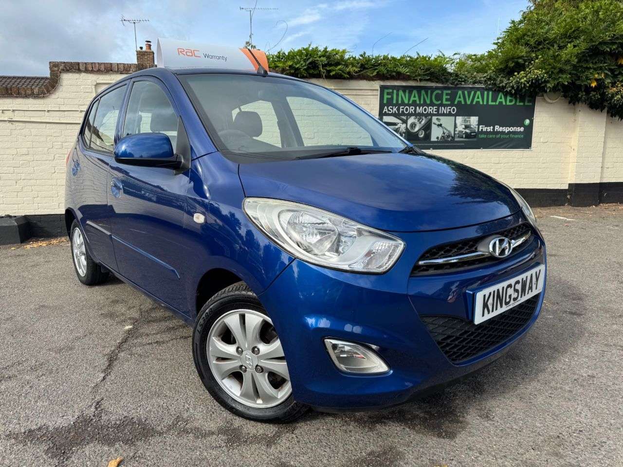 A 2013 HYUNDAI I10 1.2 Active Hatchback 5dr Petrol Manual Euro 5 (85 bhp) 6 MONTHS RAC WARRANT A 2013 HYUNDAI I10 1.2 Active Hatchback 5dr Petrol Manual Euro 5 (85 bhp) 6 MONTHS RAC WARRANT