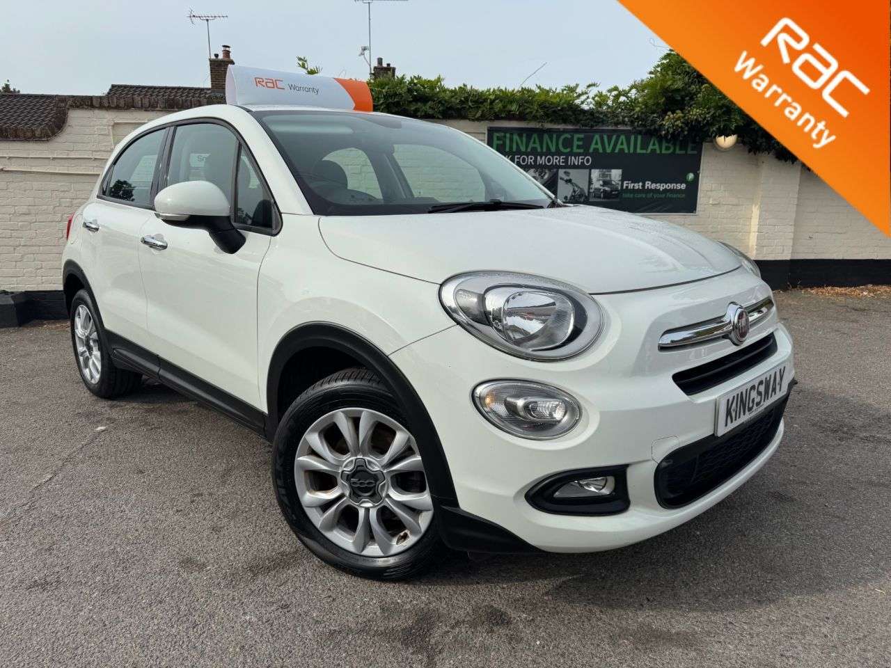 A 2016 FIAT 500X 1.4 MultiAir Pop Star SUV 5dr Petrol Manual Euro 6 (s/s) (140 ps) 6 MONTHS A 2016 FIAT 500X 1.4 MultiAir Pop Star SUV 5dr Petrol Manual Euro 6 (s/s) (140 ps) 6 MONTHS