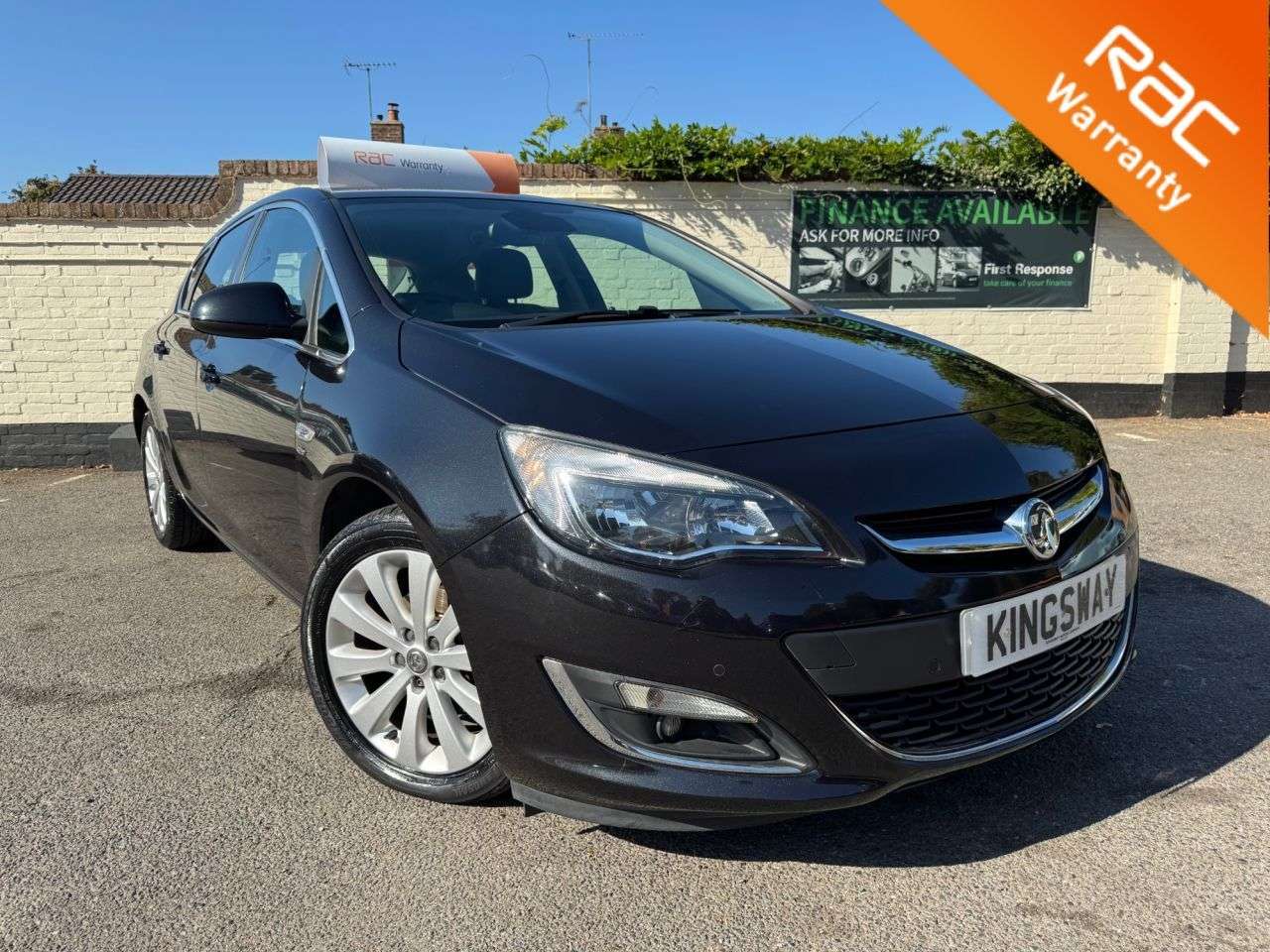 A 2014 VAUXHALL ASTRA 1.6 16v Elite Hatchback 5dr Petrol Manual Euro 5 (115 ps) 6 MONTHS RAC WARR A 2014 VAUXHALL ASTRA 1.6 16v Elite Hatchback 5dr Petrol Manual Euro 5 (115 ps) 6 MONTHS RAC WARR