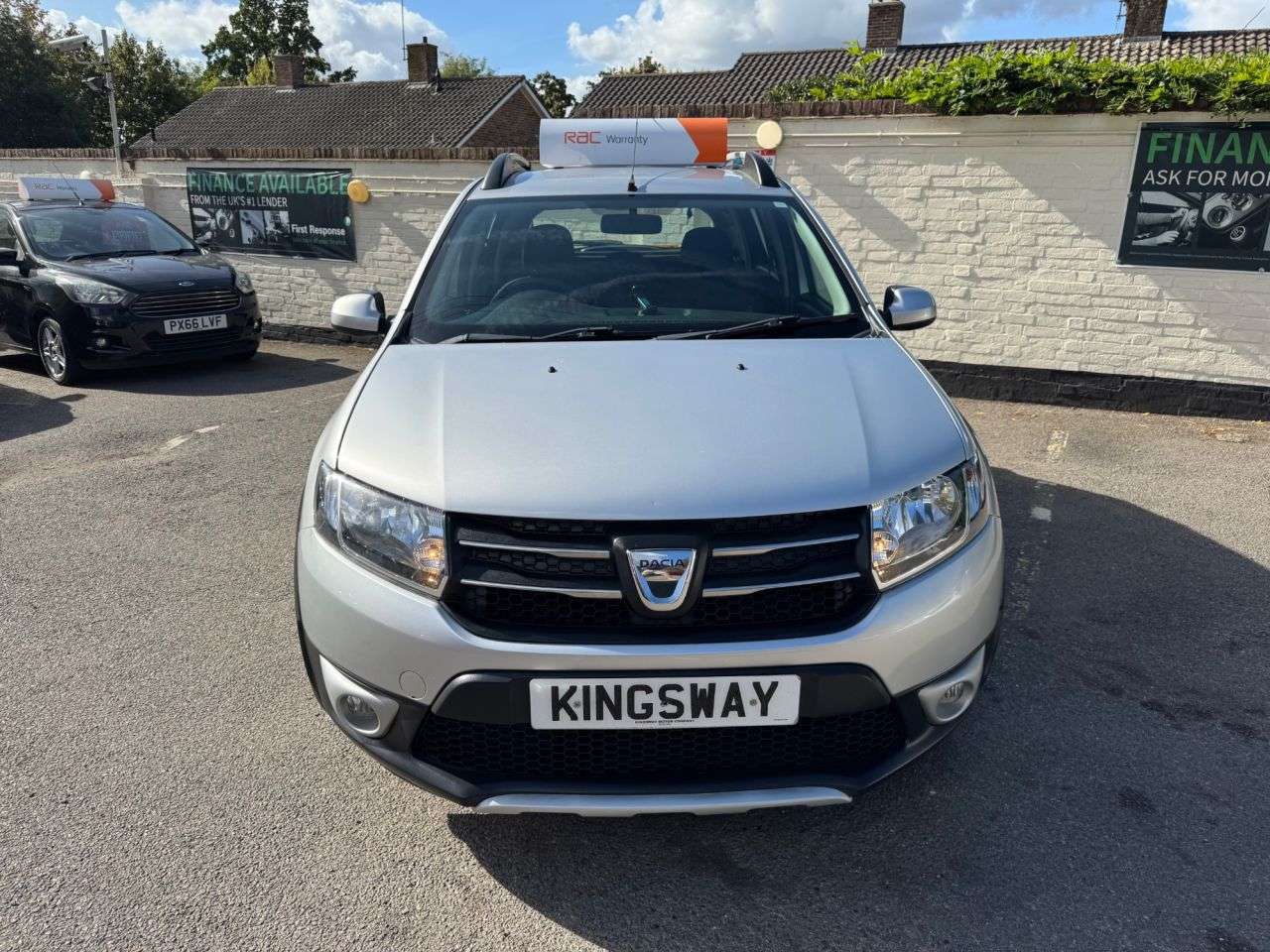 A 2015 DACIA SANDERO STEPWAY 1.5 dCi Laureate Hatchback 5dr Diesel Manual Euro 6 (s/s) (90 ps) A 2015 DACIA SANDERO STEPWAY 1.5 dCi Laureate Hatchback 5dr Diesel Manual Euro 6 (s/s) (90 ps)