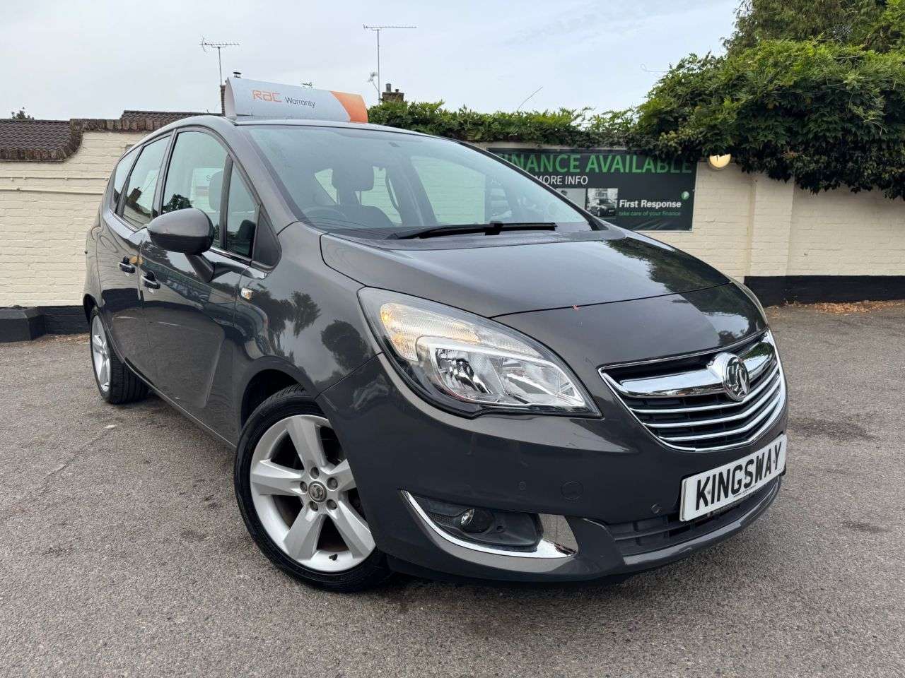A 2015 VAUXHALL MERIVA 1.4i Tech Line MPV 5dr Petrol Manual Euro 6 (100 ps) A 2015 VAUXHALL MERIVA 1.4i Tech Line MPV 5dr Petrol Manual Euro 6 (100 ps)