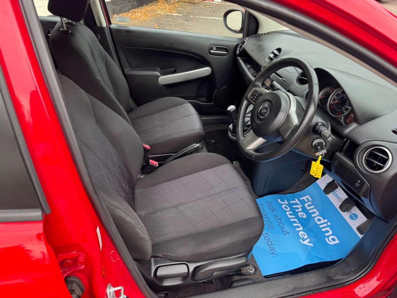 2011 MAZDA MAZDA2 2011 MAZDA MAZDA2