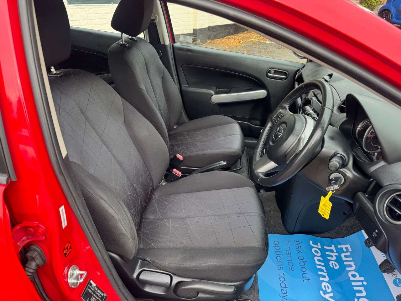 2011 MAZDA MAZDA2 2011 MAZDA MAZDA2