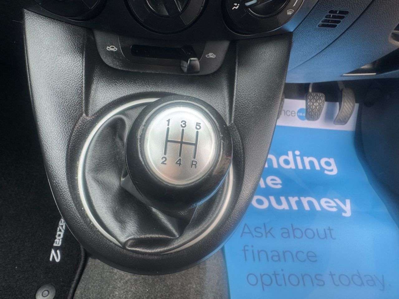 2011 MAZDA MAZDA2 2011 MAZDA MAZDA2