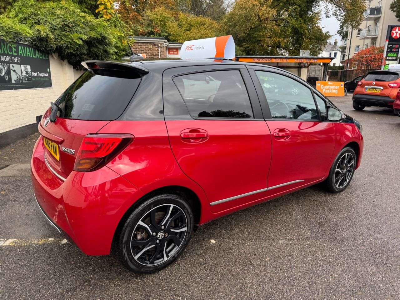 2016 TOYOTA YARIS 2016 TOYOTA YARIS