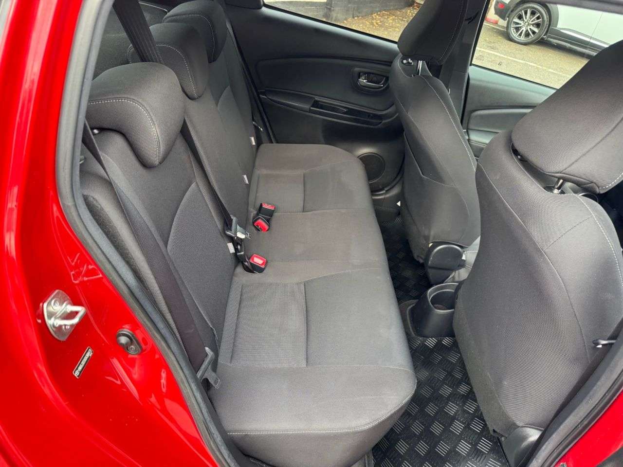 2016 TOYOTA YARIS 2016 TOYOTA YARIS