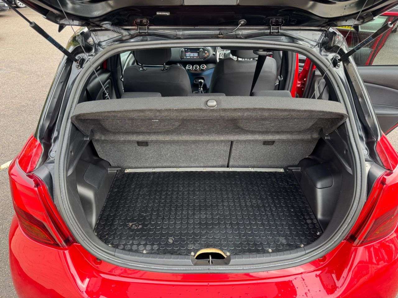 2016 TOYOTA YARIS 2016 TOYOTA YARIS