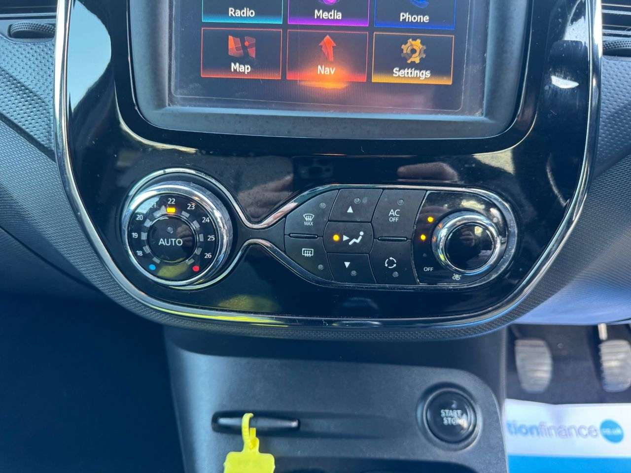 2014 RENAULT CAPTUR 2014 RENAULT CAPTUR