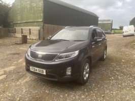 A 2014 KIA SORENTO 2.2 CRDi KX-2 A 2014 KIA SORENTO 2.2 CRDi KX-2