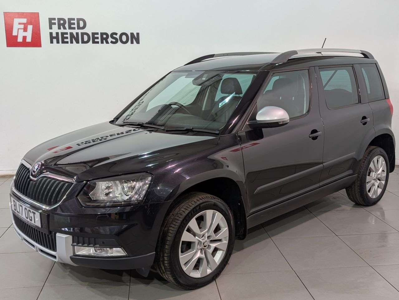 A 2017 SKODA YETI 1.2 TSI SE L Drive Outdoor 5dr Petrol DSG Euro 6 (s/s) (110 ps) ** SATELLIT A 2017 SKODA YETI 1.2 TSI SE L Drive Outdoor 5dr Petrol DSG Euro 6 (s/s) (110 ps) ** SATELLIT