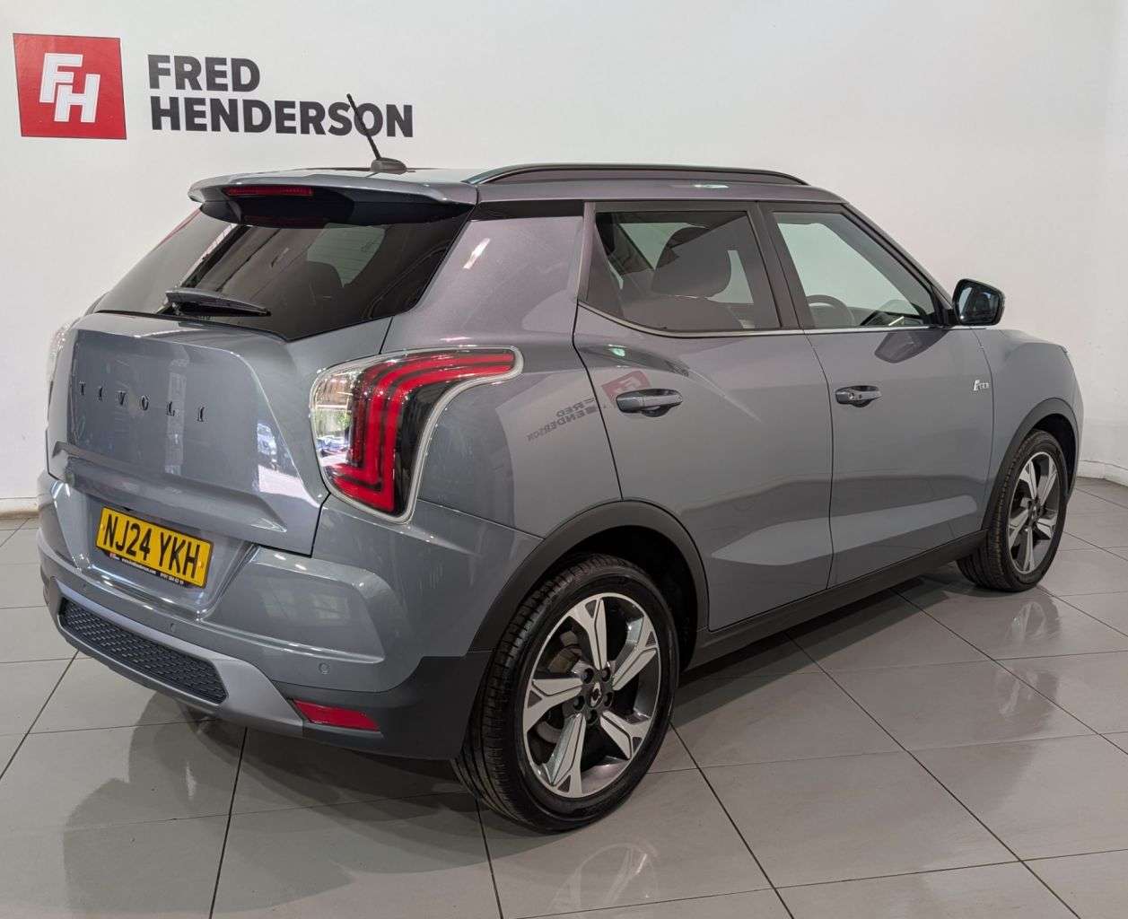 2024 KGM TIVOLI 2024 KGM TIVOLI