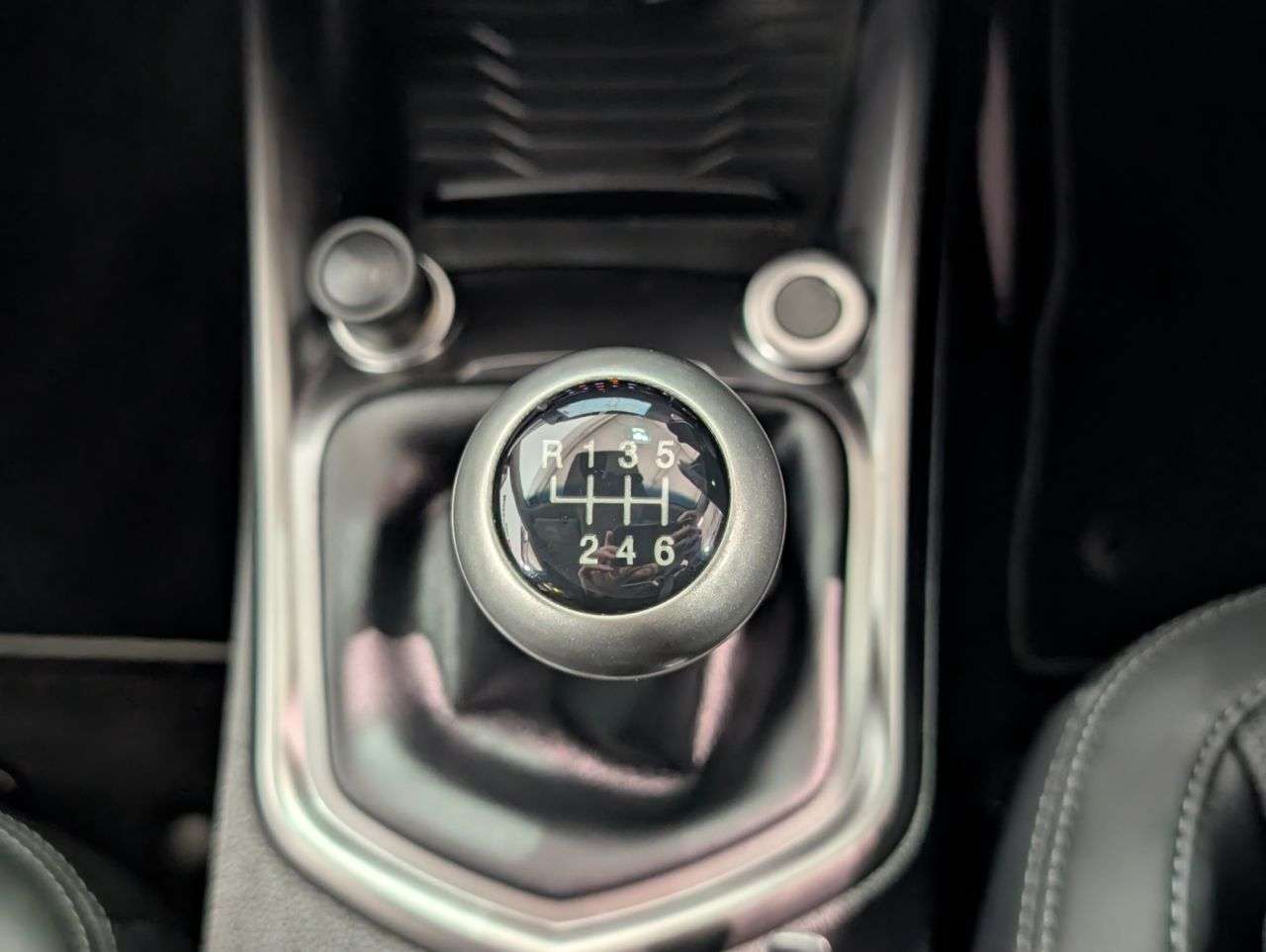 2024 KGM TIVOLI 2024 KGM TIVOLI