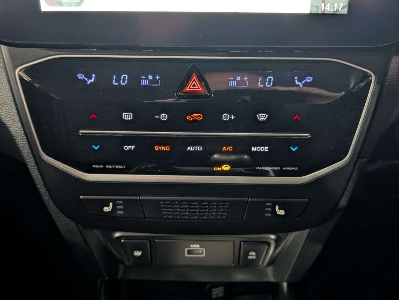 2024 KGM TIVOLI 2024 KGM TIVOLI