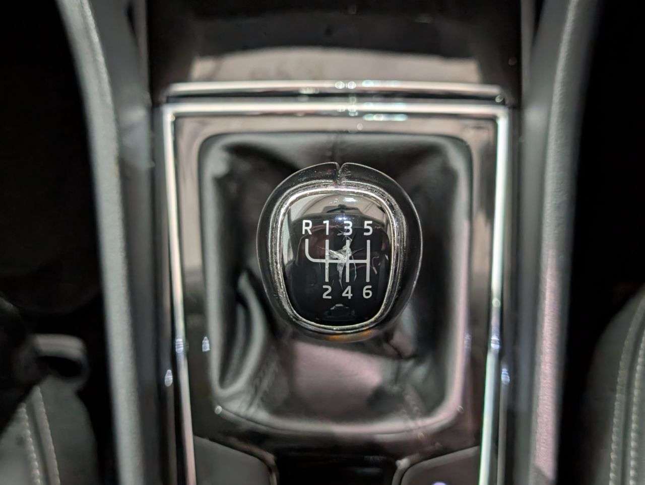 2023 SKODA KAROQ 2023 SKODA KAROQ