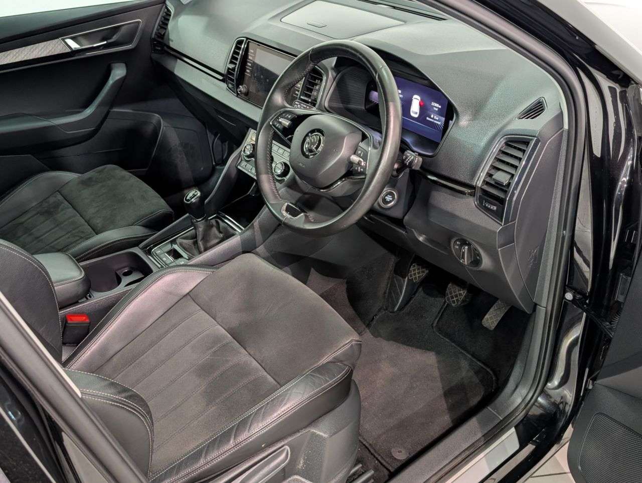 2023 SKODA KAROQ 2023 SKODA KAROQ