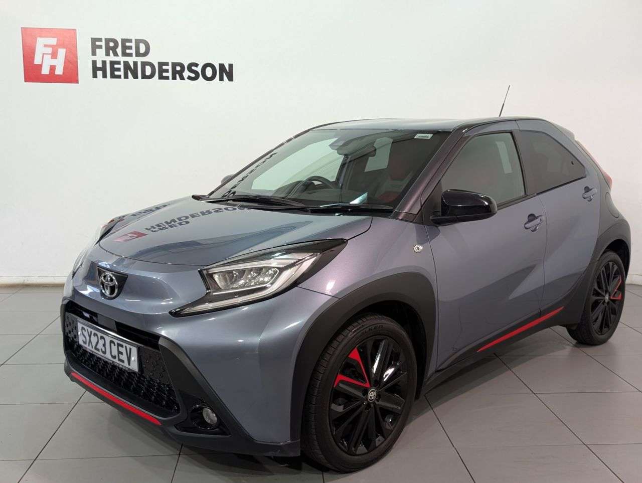 A 2023 TOYOTA AYGO X 1.0 VVT-i Undercover Hatchback 5dr Petrol Manual Euro 6 (s/s) (72 ps) Manuf A 2023 TOYOTA AYGO X 1.0 VVT-i Undercover Hatchback 5dr Petrol Manual Euro 6 (s/s) (72 ps) Manuf