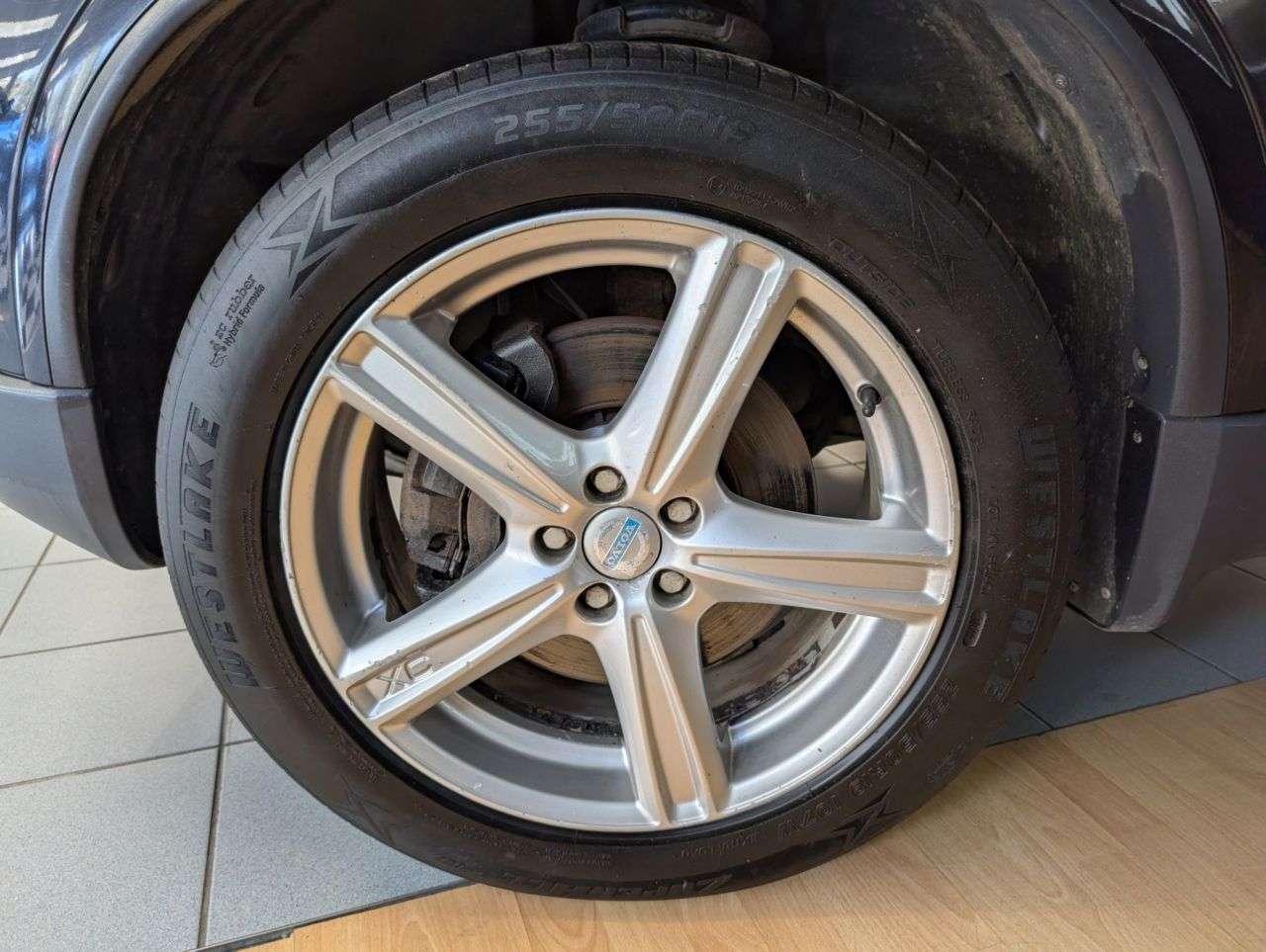 2011 VOLVO XC90 2011 VOLVO XC90