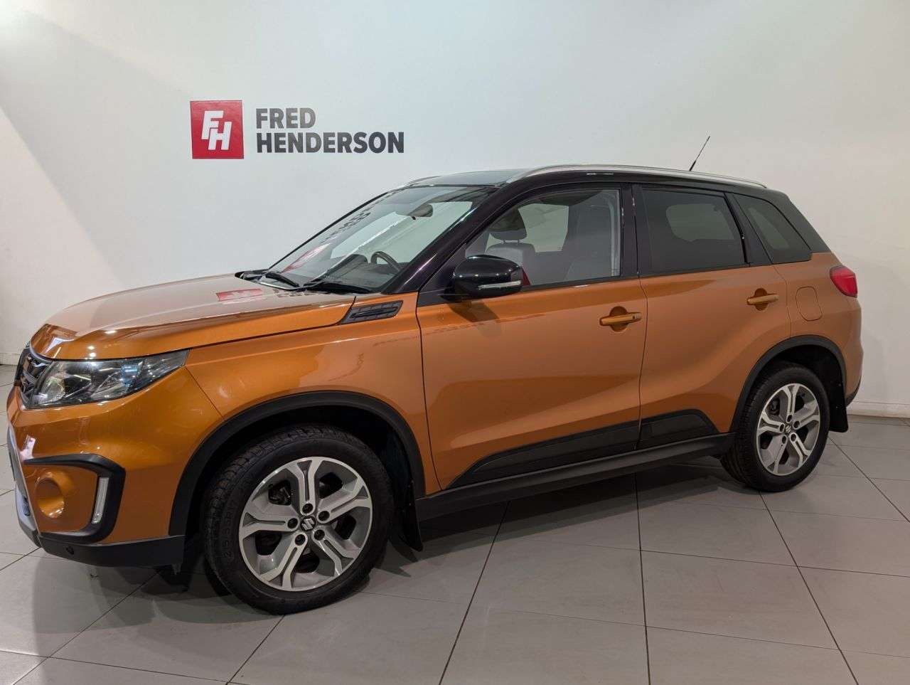 A 2016 SUZUKI VITARA 1.6 SZ5 SUV 5dr Petrol Manual Euro 6 (s/s) (120 ps) Full dealer service his A 2016 SUZUKI VITARA 1.6 SZ5 SUV 5dr Petrol Manual Euro 6 (s/s) (120 ps) Full dealer service his