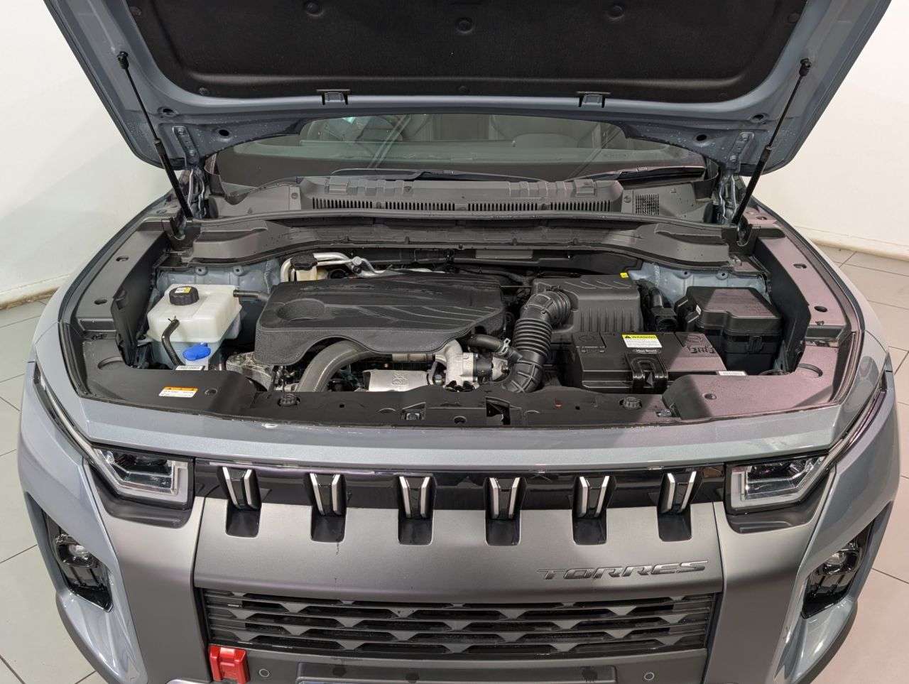 2025 KGM TORRES 2025 KGM TORRES