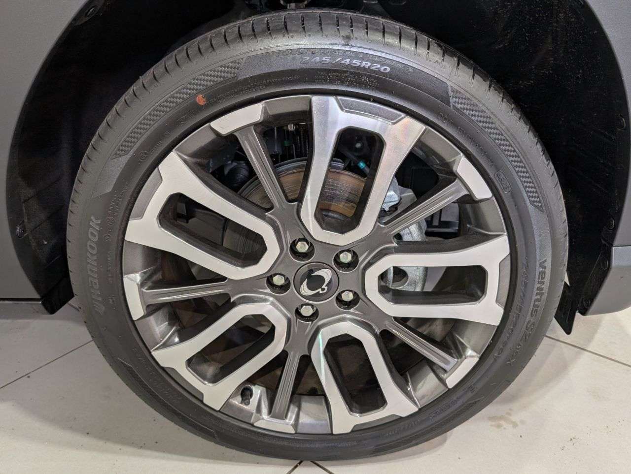 2025 KGM TORRES 2025 KGM TORRES