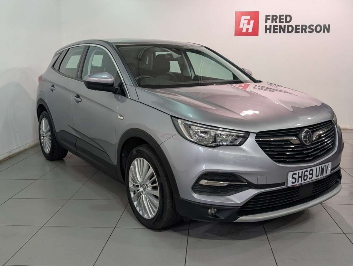 Check out this Vauxhall Grandland X 2019 Diesel Manual