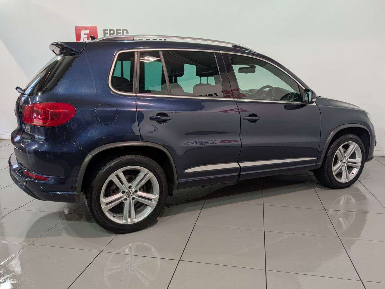 2015 VOLKSWAGEN TIGUAN 2015 VOLKSWAGEN TIGUAN
