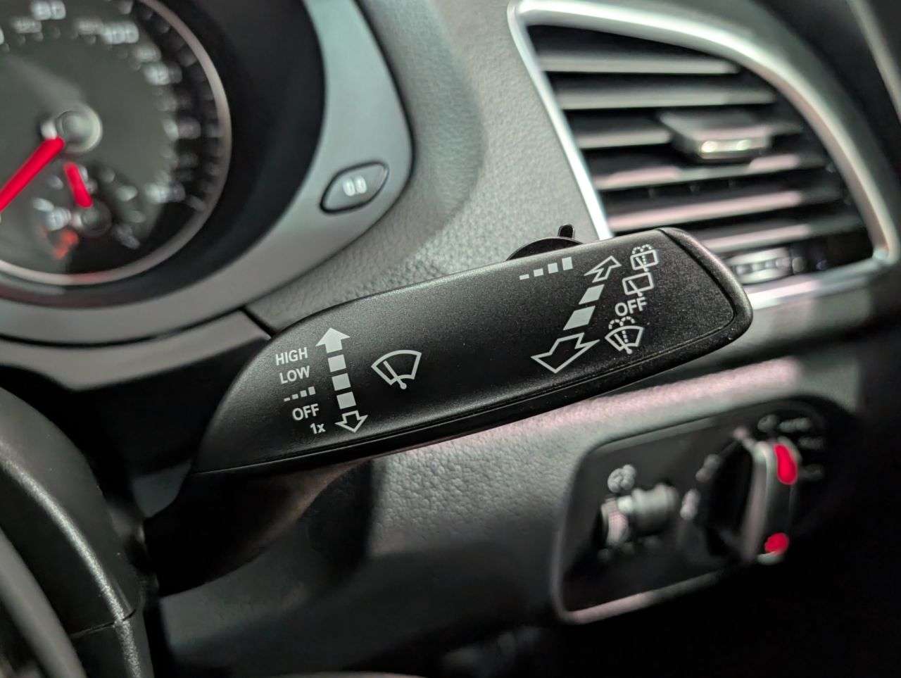 2017 AUDI Q3 2017 AUDI Q3