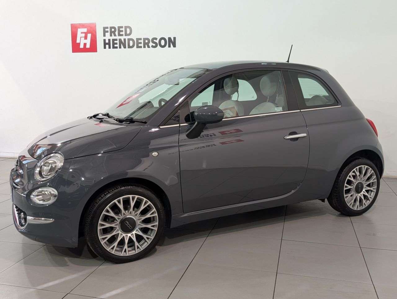 A 2021 FIAT 500 1.0 MHEV Star Hatchback 3dr Petrol Manual Euro 6 (s/s) (70 bhp) Full Fiat S A 2021 FIAT 500 1.0 MHEV Star Hatchback 3dr Petrol Manual Euro 6 (s/s) (70 bhp) Full Fiat S