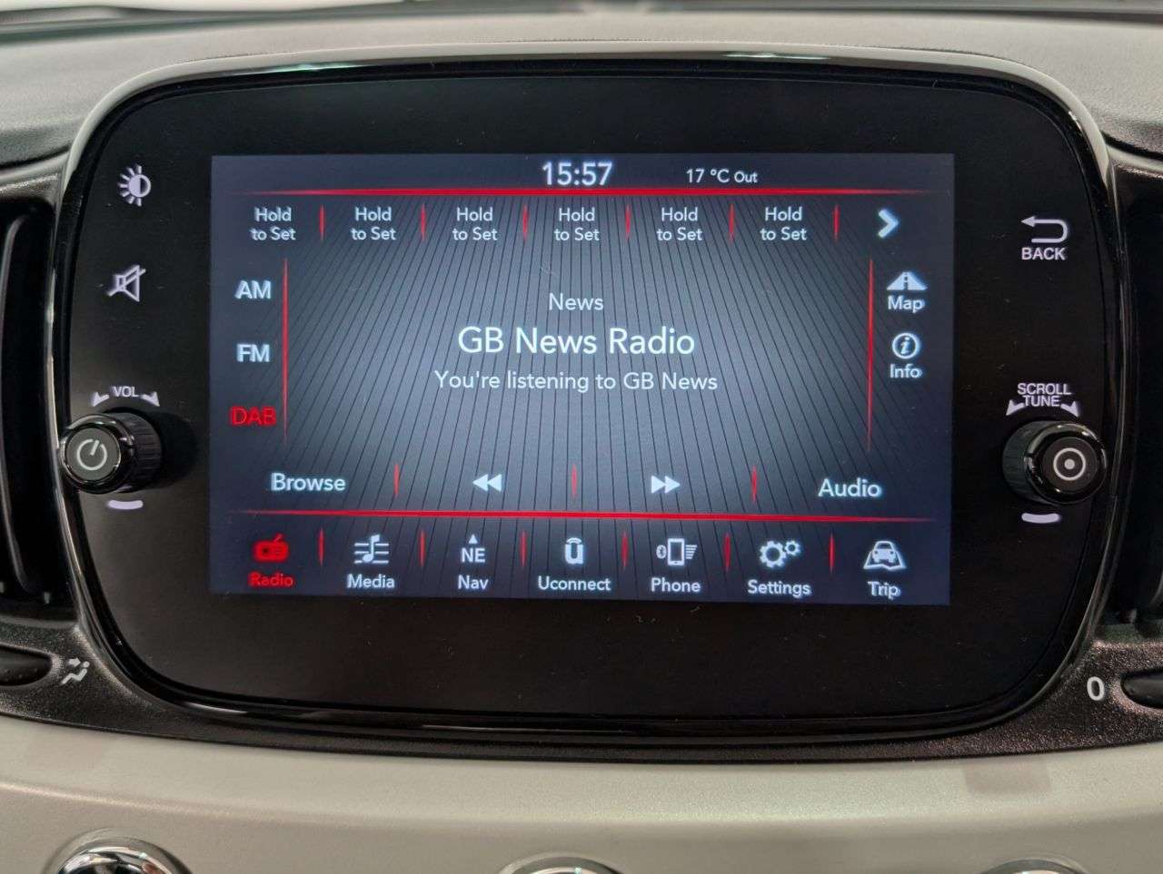 2021 FIAT 500 2021 FIAT 500