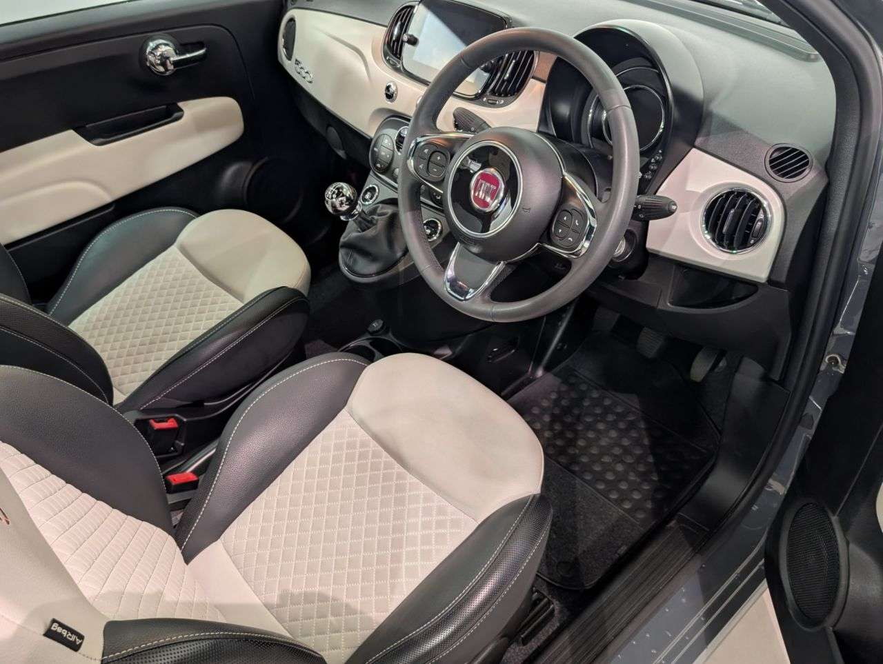 2021 FIAT 500 2021 FIAT 500