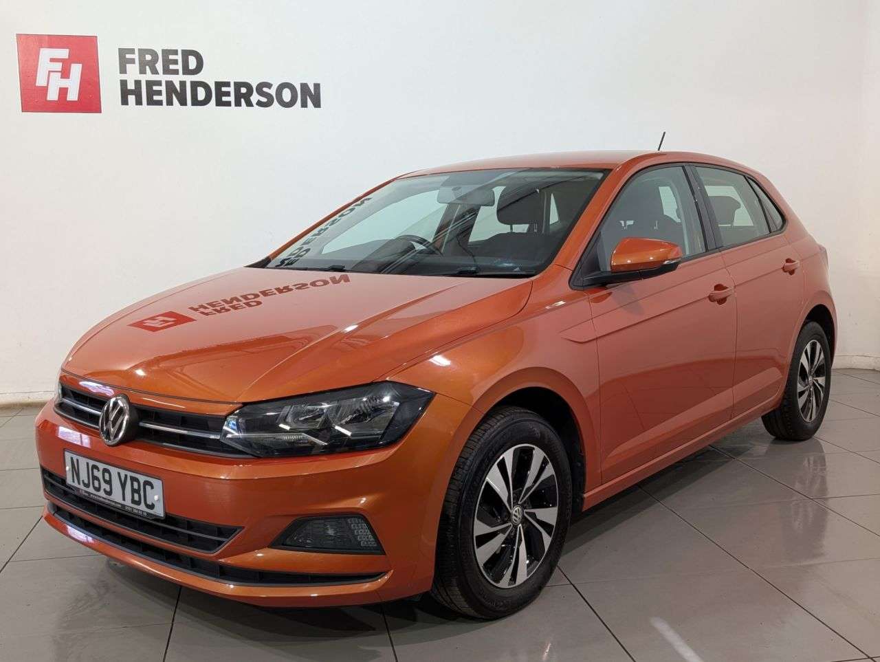 A 2019 VOLKSWAGEN POLO 1.0 EVO SE Hatchback 5dr Petrol Manual Euro 6 (s/s) (80 ps) Auto lights A 2019 VOLKSWAGEN POLO 1.0 EVO SE Hatchback 5dr Petrol Manual Euro 6 (s/s) (80 ps) Auto lights