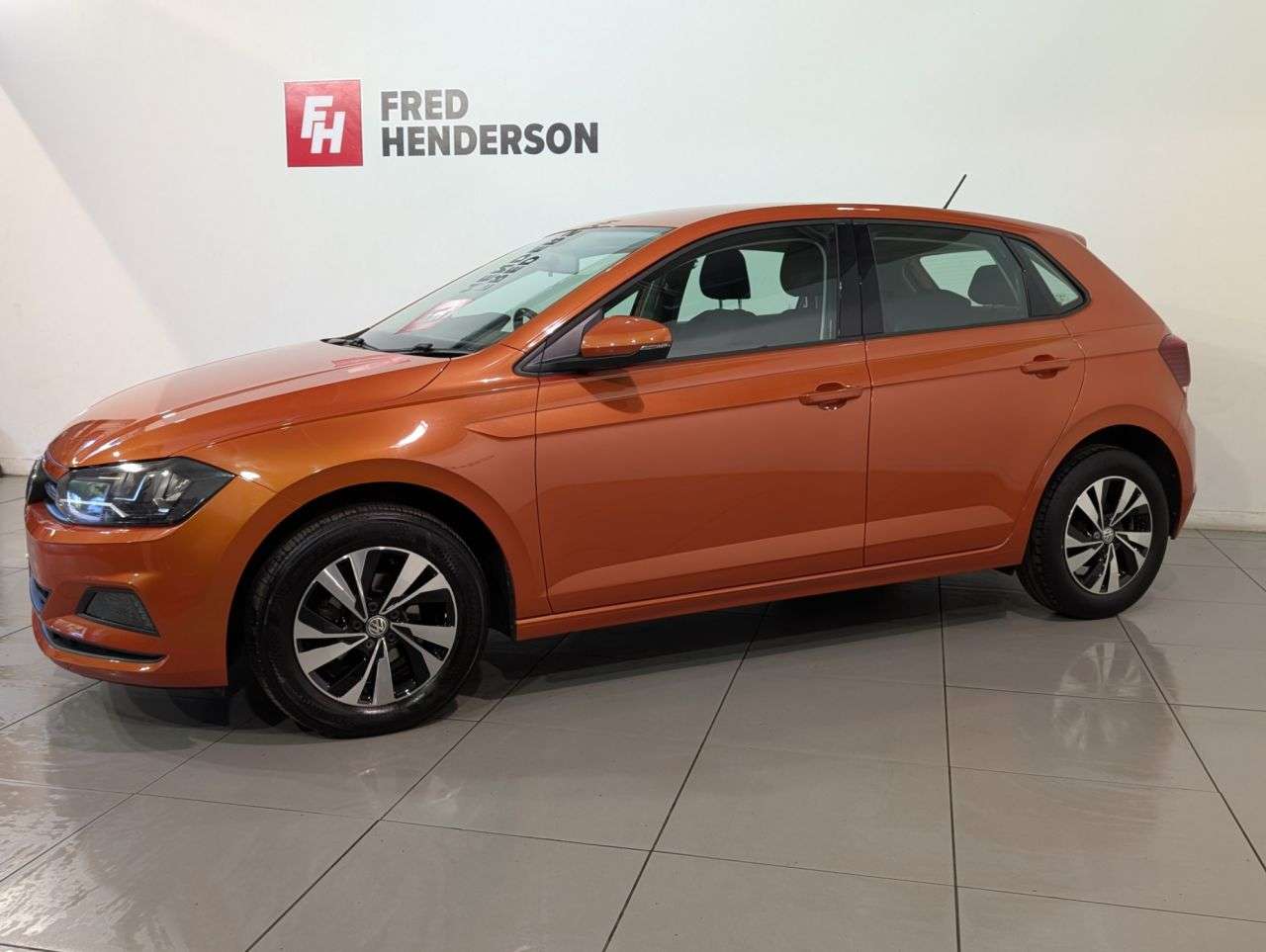 A 2019 VOLKSWAGEN POLO 1.0 EVO SE Hatchback 5dr Petrol Manual Euro 6 (s/s) (80 ps) Auto lights A 2019 VOLKSWAGEN POLO 1.0 EVO SE Hatchback 5dr Petrol Manual Euro 6 (s/s) (80 ps) Auto lights